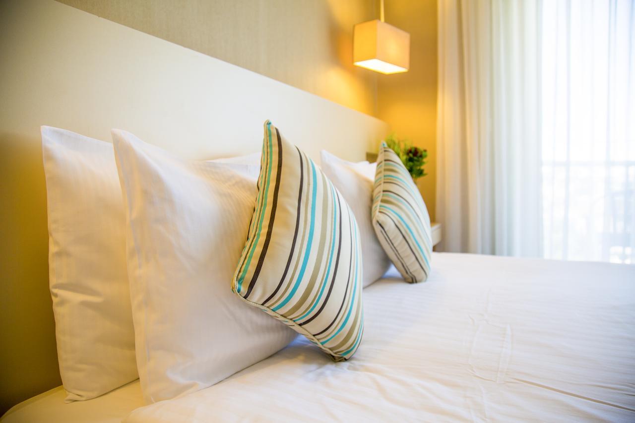 Sisus Hotel Чешме Екстер'єр фото