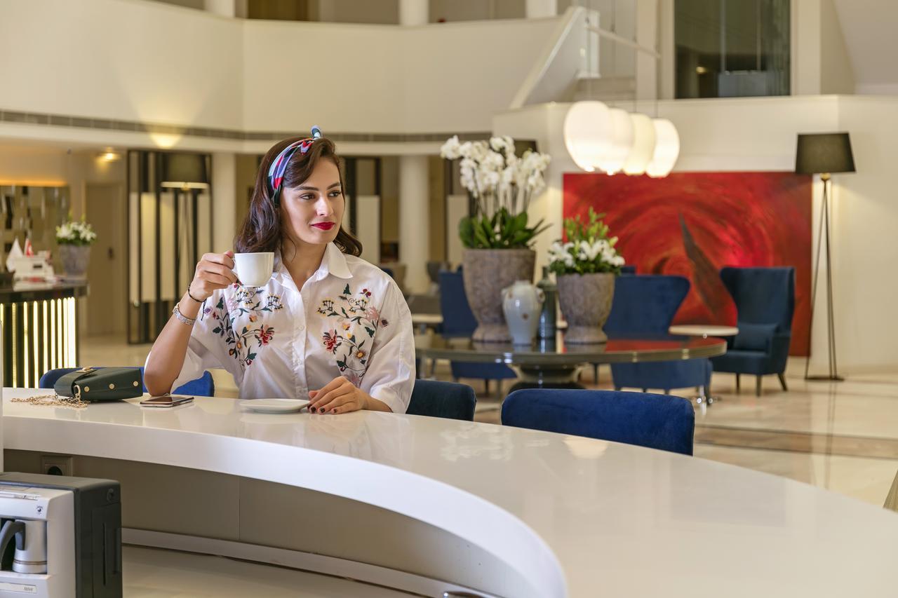 Sisus Hotel Чешме Екстер'єр фото